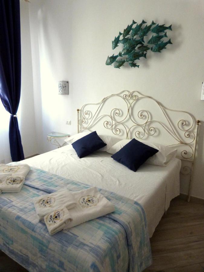 Clelia's Boutique & La Maddalena (Sassari)