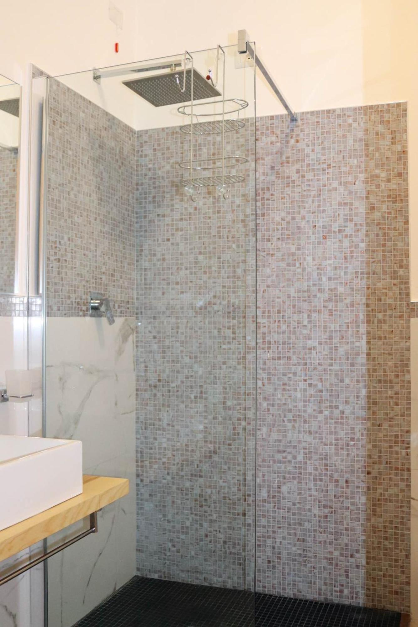 Clelia's Boutique & 3* La Maddalena (Sassari)